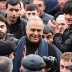 Armenia - Opposition leader Raffi Hovannisian is greeted by supporters in Yerevan's Liberty Square, 22Feb2013 | Photolur via Azatutyun.am