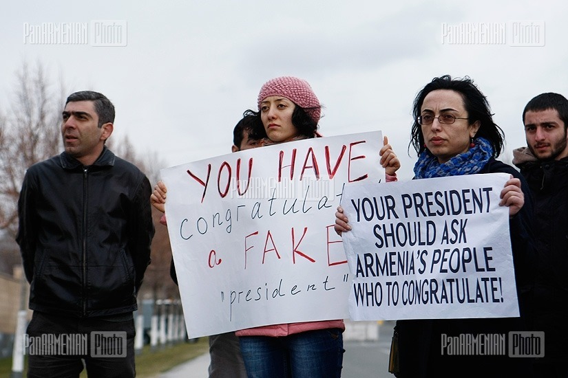 Activists made protest action in front of the US Embassy in Armenia towards the congratulation by US President Barack Obama towards Armenian President Serzh Sargsyan