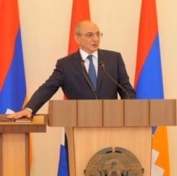 Nagorno Karabakh - President Bako Sahakian is sworn in for another term, 7Sep2017.